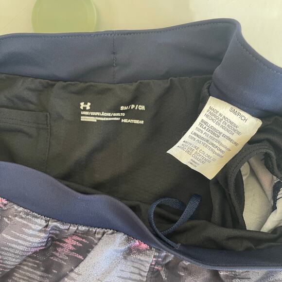 Under Armour Fly by 2.0 Shorts Midnight Navy/Jellyfish Reflective NEW - Size S - Picture 2 of 5